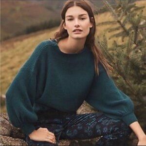 Line and Dot Teal Cropped Mock Neck Sweater